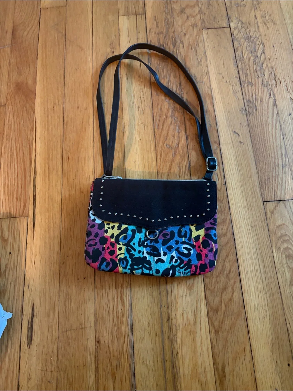 SAKROOTS Artist circle Crossbody Bag